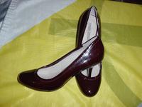 Festliche Buffalo High Heels Pumps Aubergine Lack w.NEU Gr.40 Bayern - Velburg Vorschau