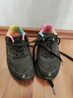 SKECHERS Gr. 31 Mädchen Sneaker schwarz mit bunter Sohle Baden-Württemberg - Metzingen Vorschau