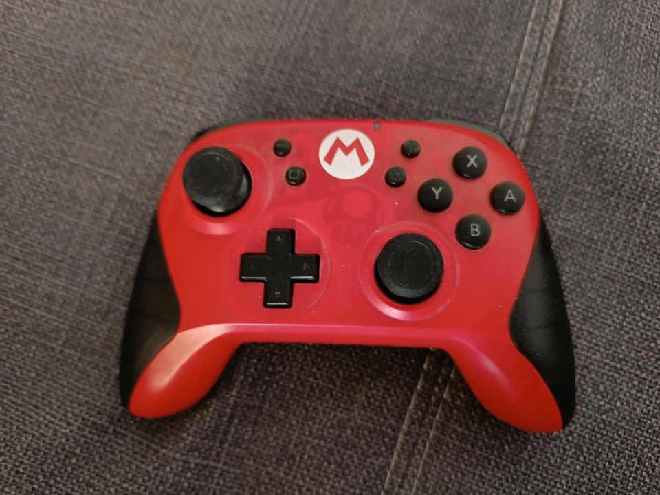 Nintendo switch Mario Controller in Frei-Laubersheim