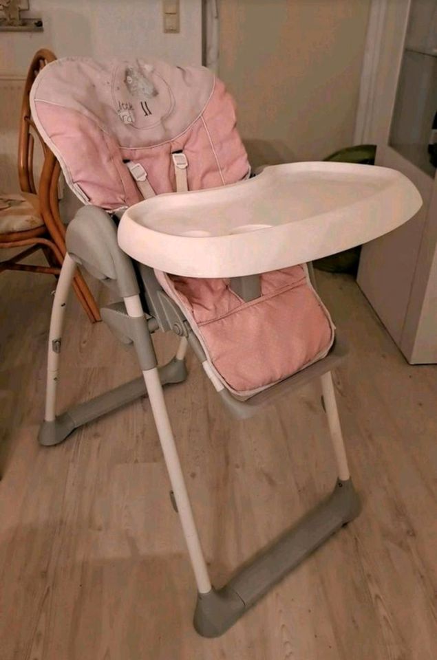 Hochstuhl / Babystuhl / Stuhl für Baby / Essstuhl in Stuhr