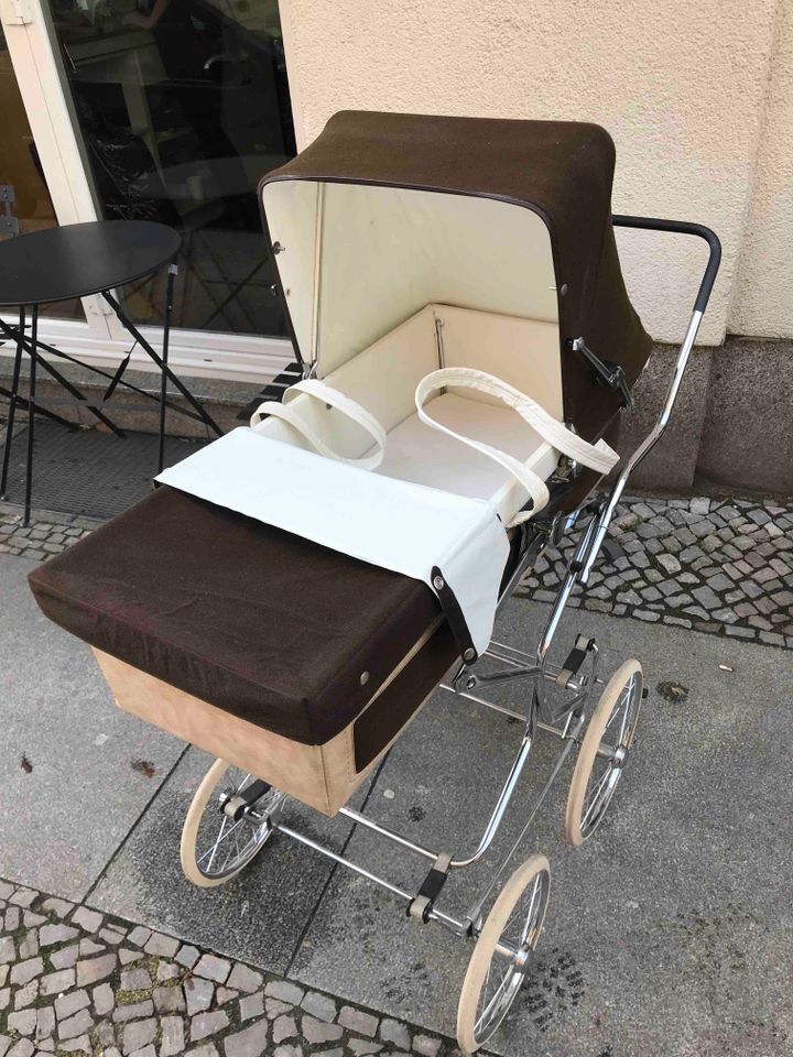 Kinderwagen - Unbenutzt - Sammelstück in Potsdam