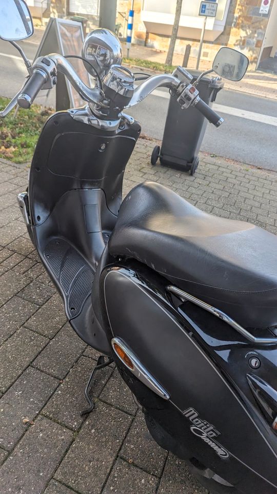 Aprilia Mojito Custum Mofa Roller mit 25/50 Papiere  Bj.02/2002 in Lünen