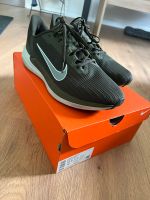 NEU Nike Air Winflo 9 grün Frankfurt am Main - Bergen-Enkheim Vorschau