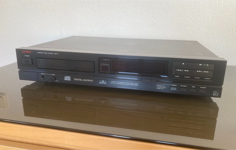 Luxman DZ-111 CD Player in Köln