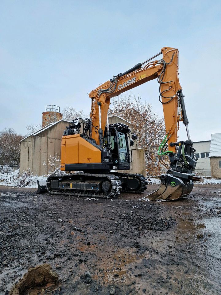 Baumaschinen Vermietung Bagger Radlader Dumper Rüttelplatte Bühne in Tann