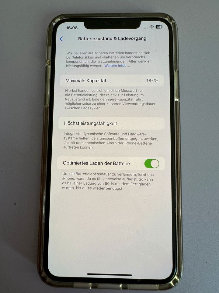 Apple I Phone 11 Pro Max 256 GB, Akkuleistung 99%! in Langenselbold