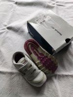 Reebok 24 Turnschuhe rosa weiß Klettverschluss Sneaker halbschuhe Baden-Württemberg - Ulm Vorschau