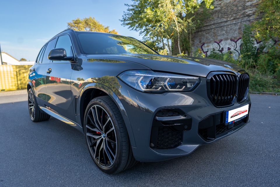 Auto mieten Autovermietung Mietwagen: Der neue BMW X5 M Packet in Berlin