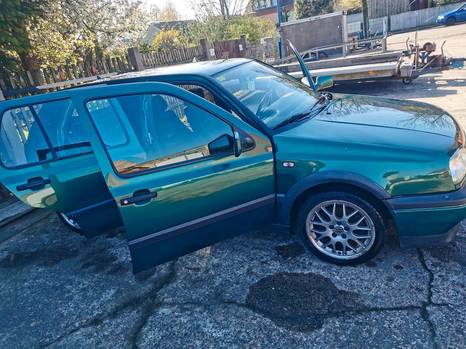 VW Golf GTI Recaro in Kesselsdorf