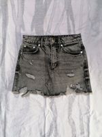 Zara Jeans Minirock Jeansrock kurz im Used Look grau Nordrhein-Westfalen - Paderborn Vorschau