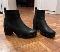 Stiefeletten Leder schwarz Innenstadt - Poll Vorschau