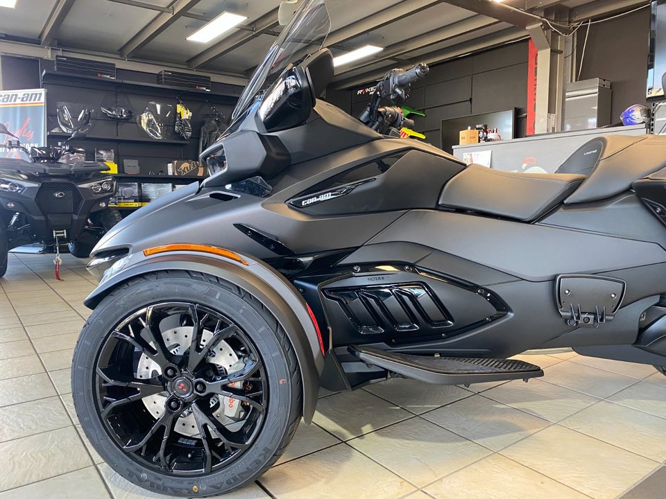 Can Am Spyder RT LTD Modell 2023 in Bruck