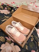 On Cloud 5 Schuhe Sneaker Damen rosa 37 Neu Stuttgart - Mühlhausen Vorschau