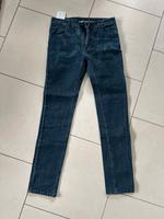 Etro Jeans ungetr. Größe 32 blau gemustert Niedersachsen - Leer (Ostfriesland) Vorschau