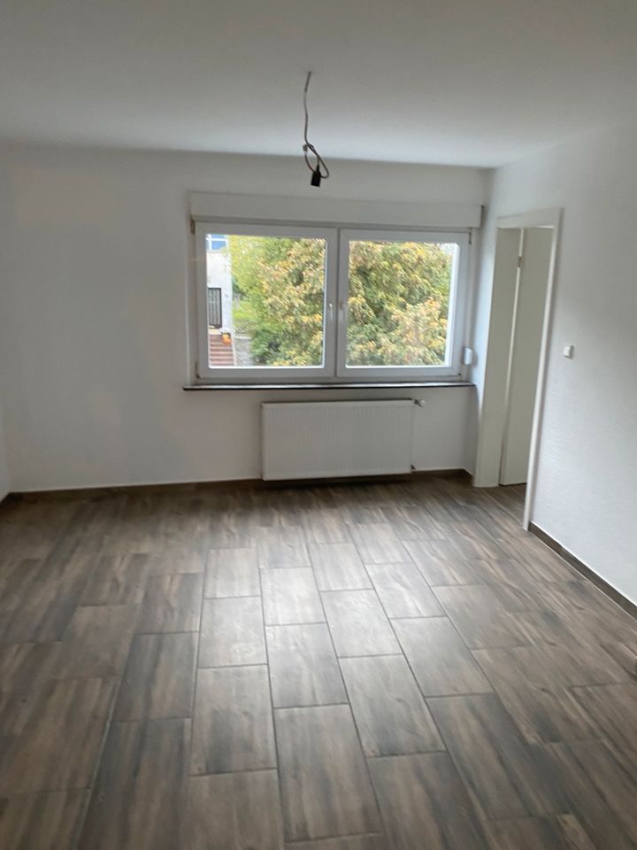 3ZKB Wohnung komplett renoviert in Püttlingen