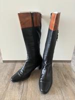 Stiefel Leder schwarz/hellbraun, Absatzhöhe 5cm, Gr. 38, in OVP Schleswig-Holstein - Escheburg Vorschau
