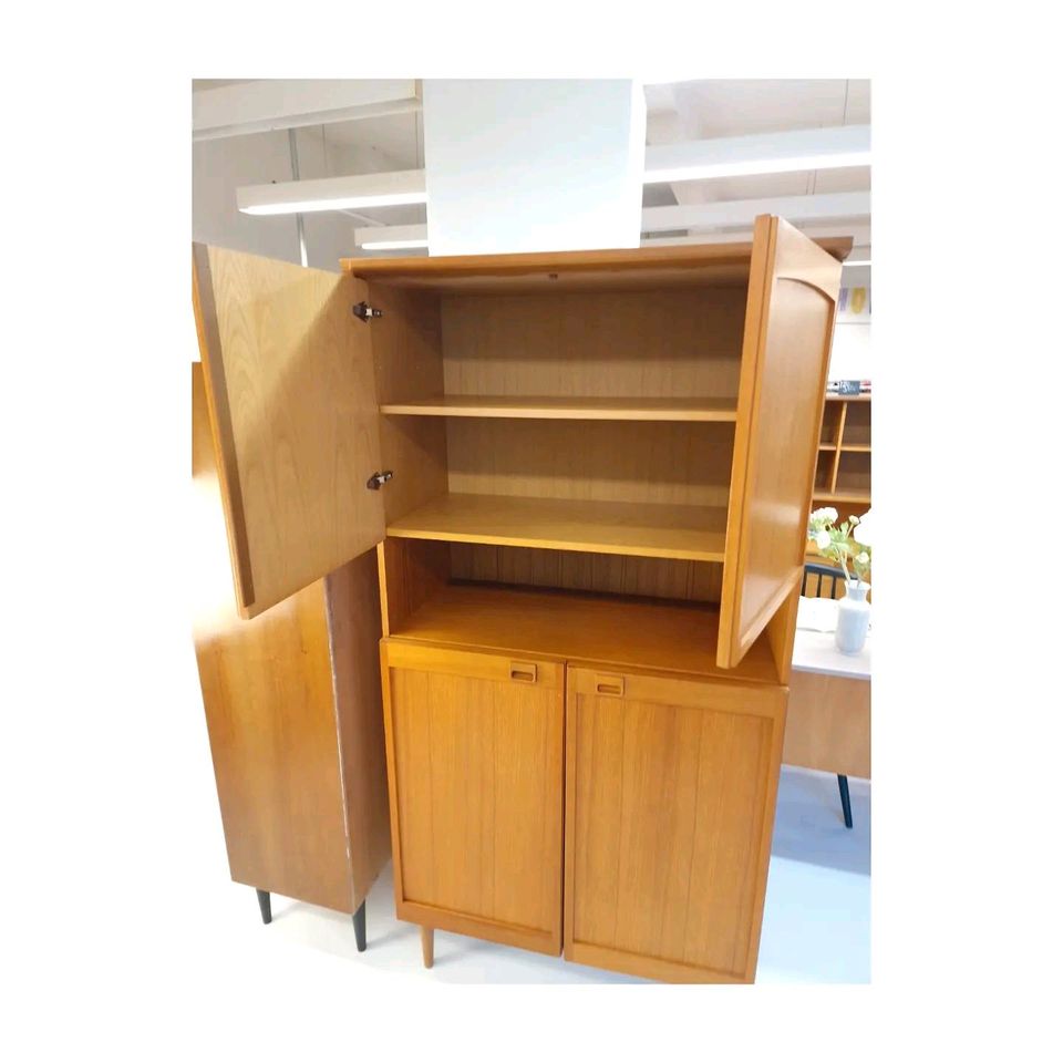 Vintage Teak Schrank 60er Highboard in Solingen