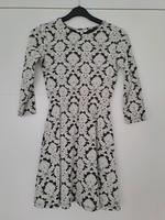 Kleid Herbst Winter langarm Größe XS/S grau Muster Bayern - Riedenburg Vorschau