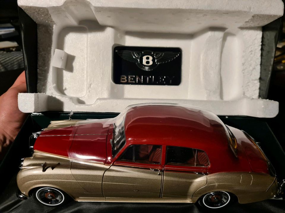 Minichamps Bentley S2 1954 1/18 Modell in Bad Schussenried
