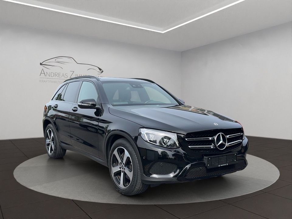 Mercedes-Benz GLC 220d 4Matic EXCLUSIVE/AMG-LINE/NIGHT/PANO in Kaarst
