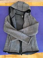 Wolljacke von Bench grau/ schwarz mit Karbutze Hannover - Misburg-Anderten Vorschau