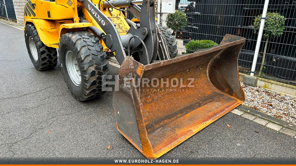 Radlader Volvo L 30 B, Schnellwechsler, Allrad, 3. Steuerkreis in Hagen