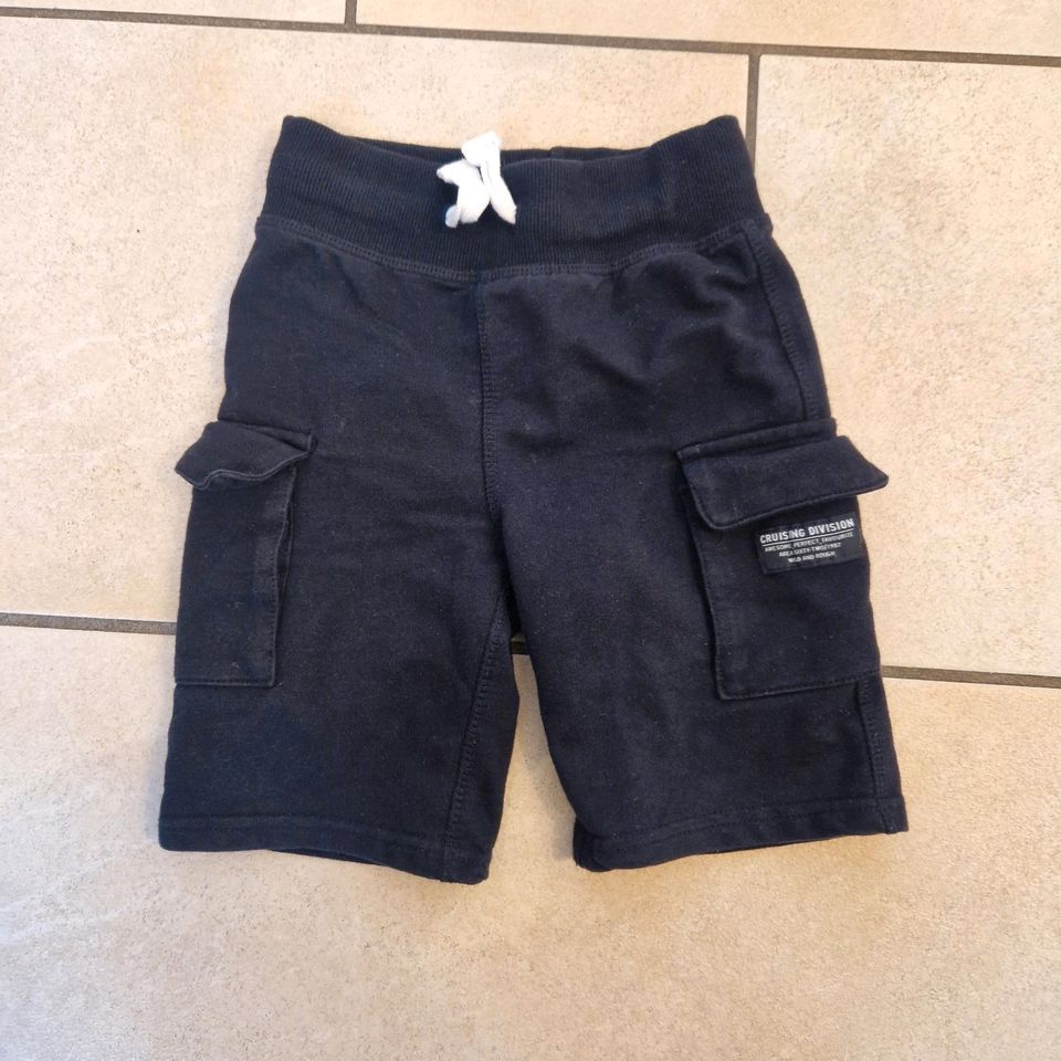 Kurze Hose/Shorts/Bermuda Kinder Größe 104 zu verkaufen in Kerken