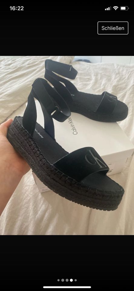 Calvin Klein Sandalen neu in Gelsenkirchen