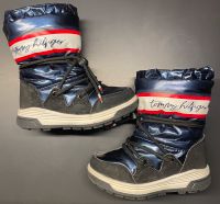 Tommy Hilfiger Jungs Stiefel Waterproof Dunkelblau Gr. 25 Sachsen - Ehrenfriedersdorf Vorschau