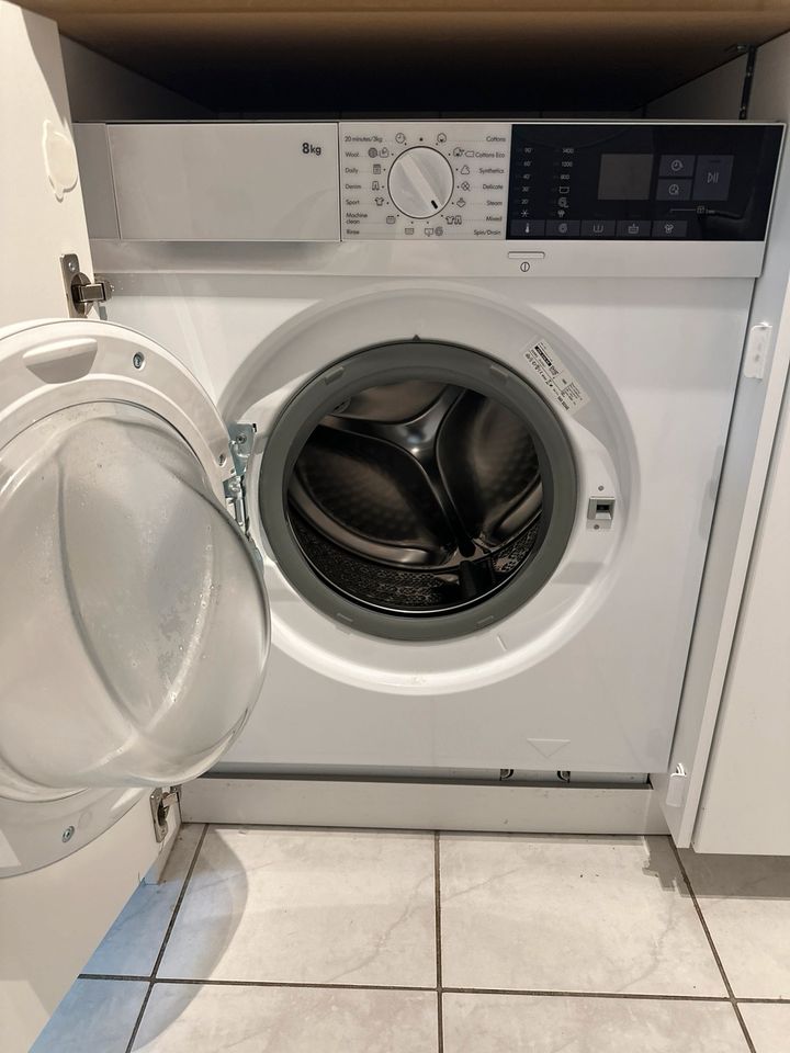 IKEA Waschmaschine TVÄTTAD in Frankfurt am Main