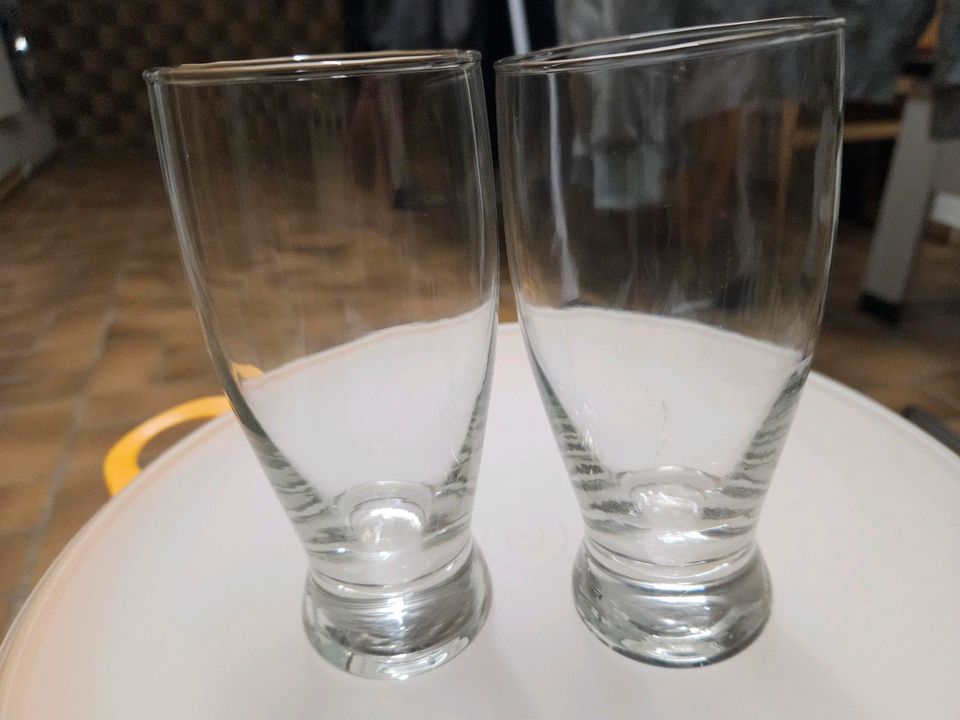 12 Gläser Wasserglas Bierglas Weinglas in Bünde