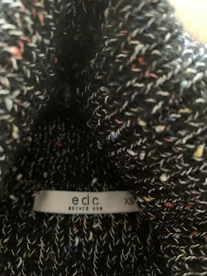 Longpullover von EDC in Grafschaft