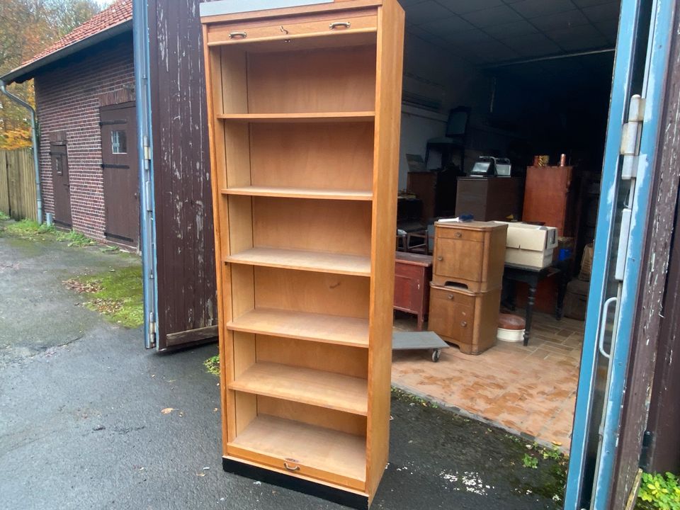 Aktenschrank mit Rolltüren vintage Holz 60er Jahre in Telgte