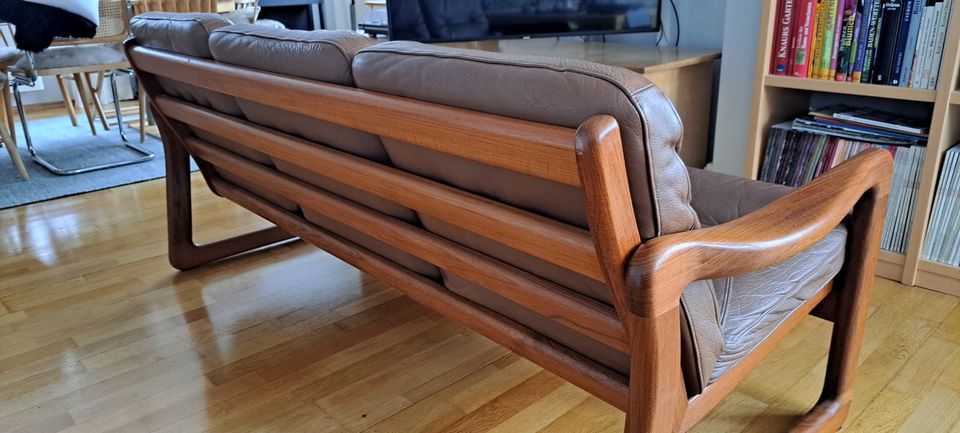 NUR KURZ! Teak Leder Sofa Couch Mid Century Danish Poul Jeppensen in Ravensburg