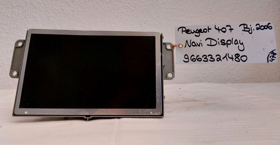 Gebr. Peugeot 407 BJ 2006 Navi Display 9663321480 in Duisburg