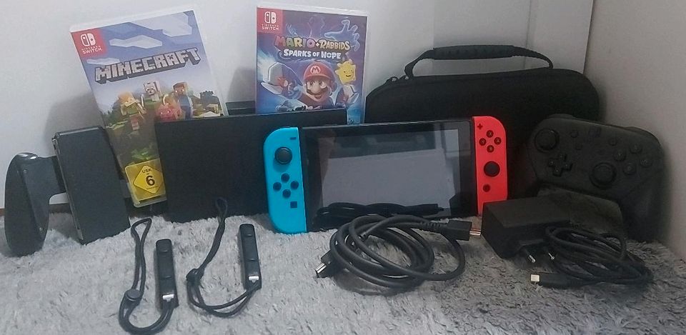 Nintendo switch mit Zubehör in Dresden