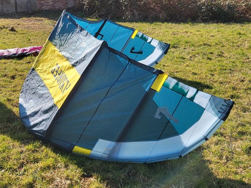 Flysurfer Era 7qm Tubekite und Force Control 2 Bar NEU in Stralsund