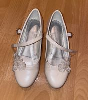 Festliche Mädchen Schuhe Gr. 33 weiss Berlin - Hohenschönhausen Vorschau