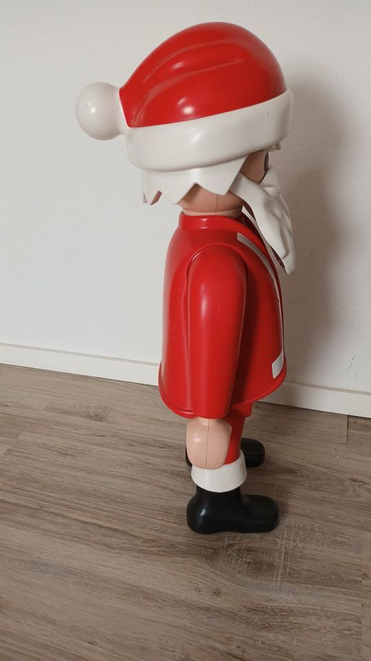 Playmobil,Weihnachtsmann,Höhe ca. 65 cm, in Kattendorf