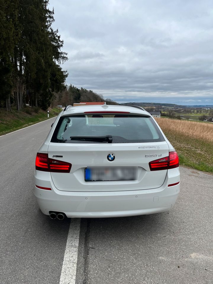 BMW 520 d touring aut. x Drive in Roßbach