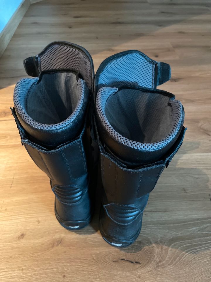 Falco Motorrad Stiefel Gr. 45 in Netphen