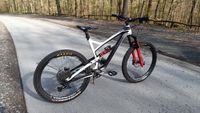 YT Industries Jeffsy 27 CF Custom XL Enduro / Trailbike Hessen - Königstein im Taunus Vorschau