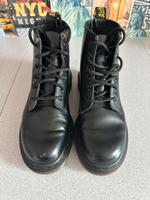 Dr Martens Berlin - Hellersdorf Vorschau