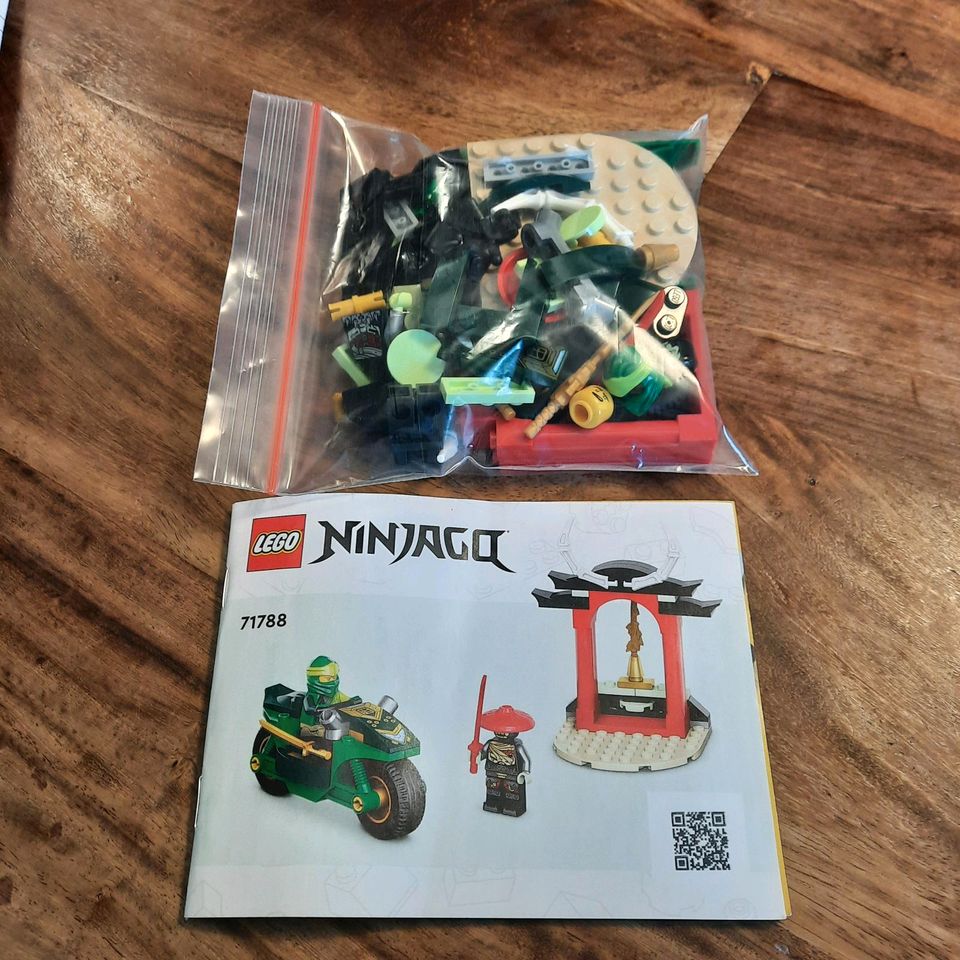 Lego Ninjago 71788 - Lloyd's Ninja Street Bike - 4+ in Wohltorf