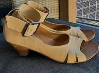 Sandalen Beige Größe 41 mit etwas Absatz Nordrhein-Westfalen - Vreden Vorschau