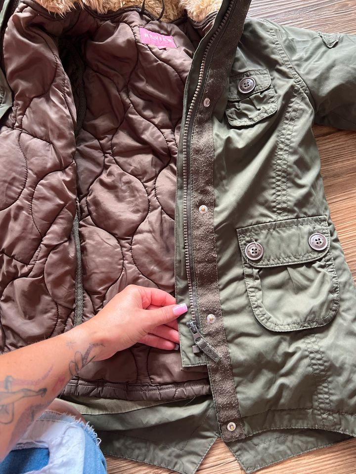 Jacke ⭐️ Parka in Neckarsteinach