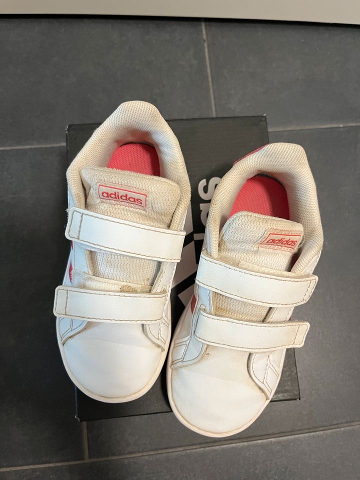 Kinderschuhe Adidas in Regensburg