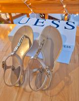 Guess Sandalen Badeschuhe Gr. 36 nude/gold Mecklenburg-Vorpommern - Stralsund Vorschau