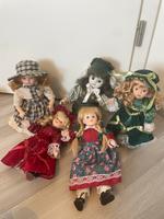 Mehrere Porzellan Puppen abzugeben Niedersachsen - Loxstedt Vorschau