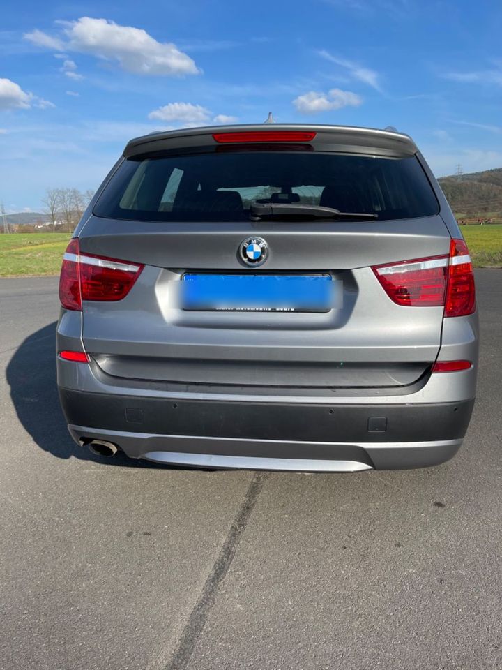 BMW  X3 mit AHK in Ludwigsau